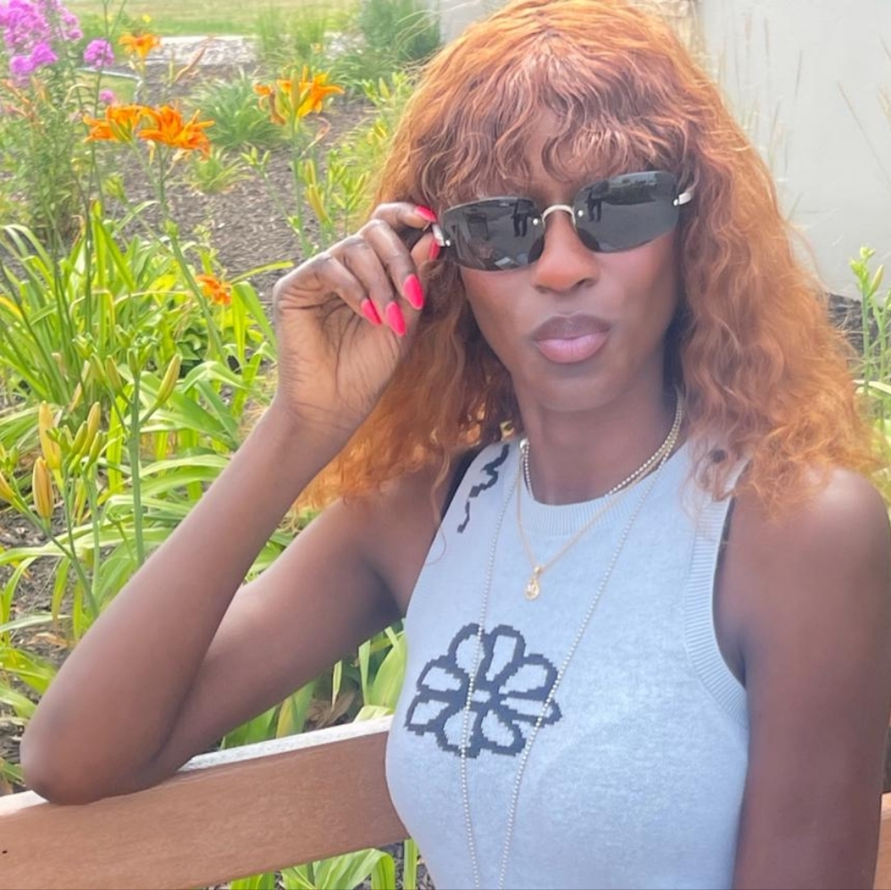 PRADA SUNGLASSES - Picture 8 of 11